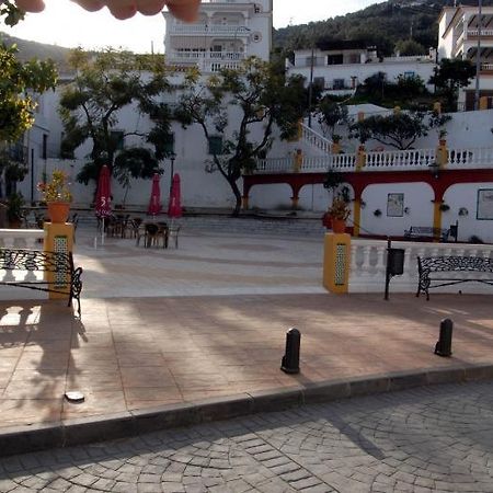 Casita Jade Βίλα Sayalonga Εξωτερικό φωτογραφία