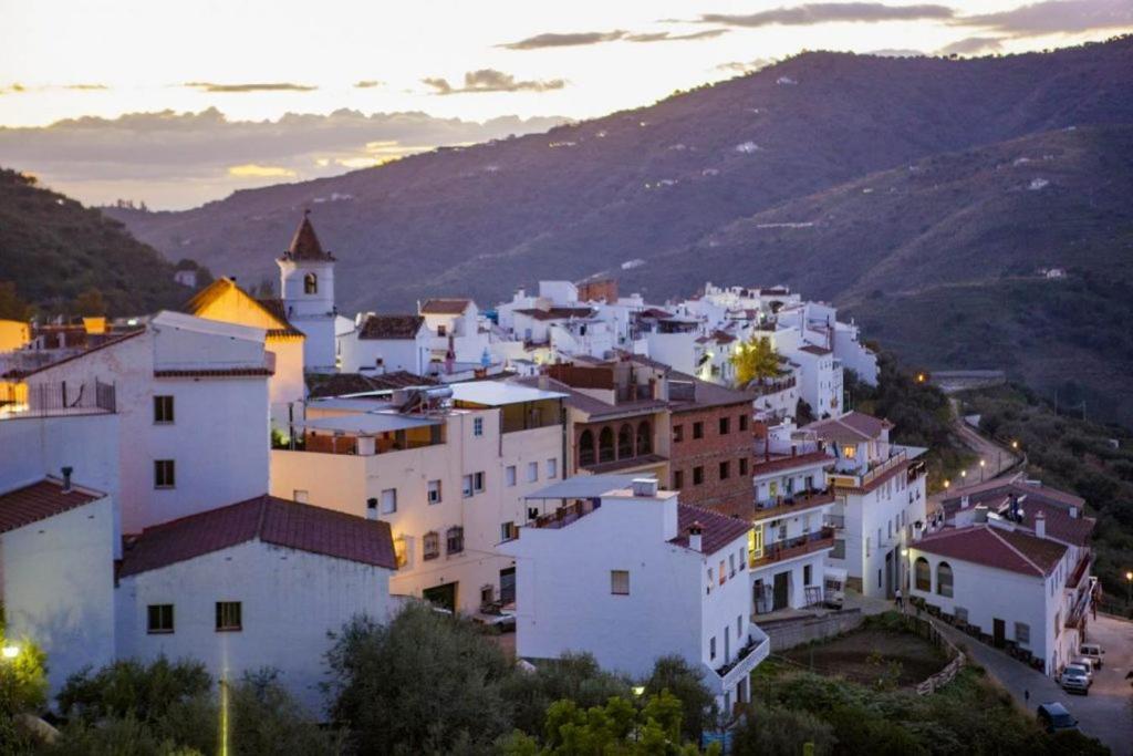 Casita Jade Βίλα Sayalonga Εξωτερικό φωτογραφία